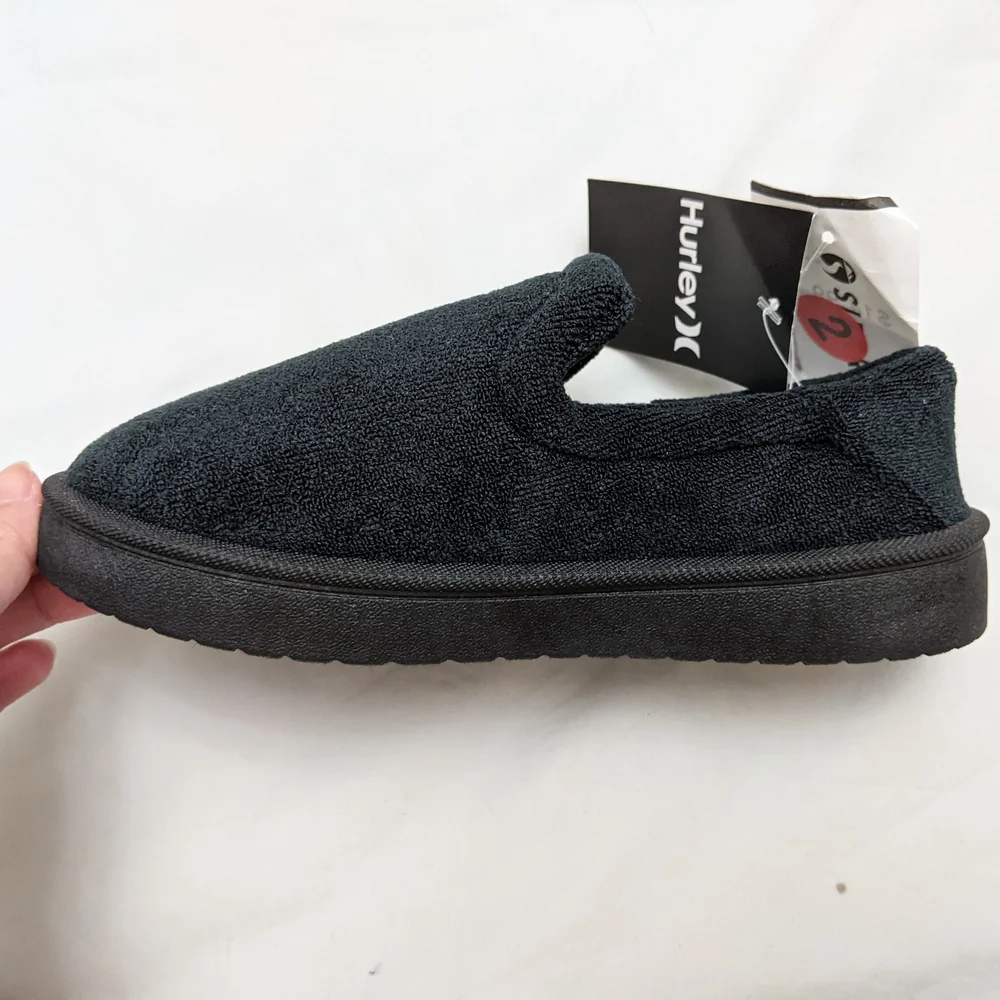 NWT Hurley Unisex Kids Charcoal Slip-On Slippers Size 2